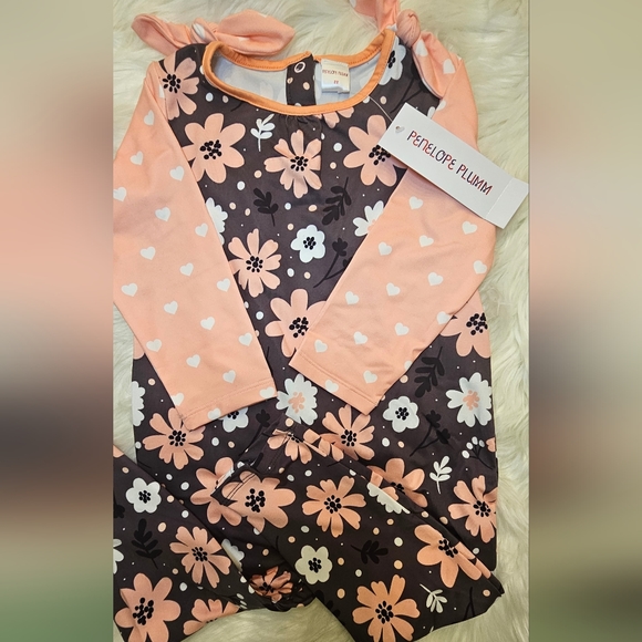 BUNDLE-Penelope Plumm Playsuit 2T & Poppy Mini Playsuit 18 months - Picture 2 of 15